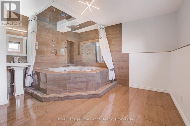 120 RAGLAN STREET, Brighton, Ontario, K0K1H0