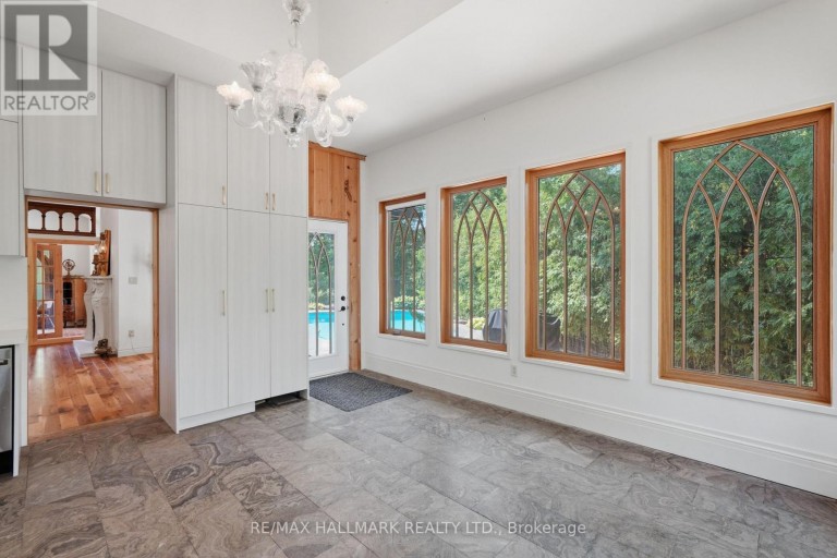 12994 WESTON ROAD, King (King City), Ontario, L7B1K4
