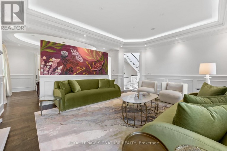 2 SPIREA COURT, Markham (Bayview Glen), Ontario, L3T2W1