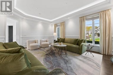 2 SPIREA COURT Markham (Bayview Glen) Ontario photo 11