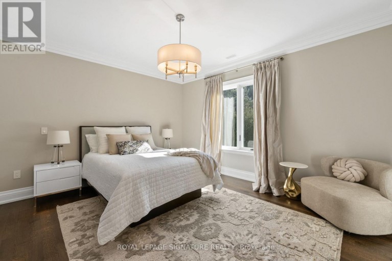 2 SPIREA COURT, Markham (Bayview Glen), Ontario, L3T2W1