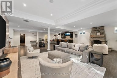 2 SPIREA COURT Markham (Bayview Glen) Ontario photo 37
