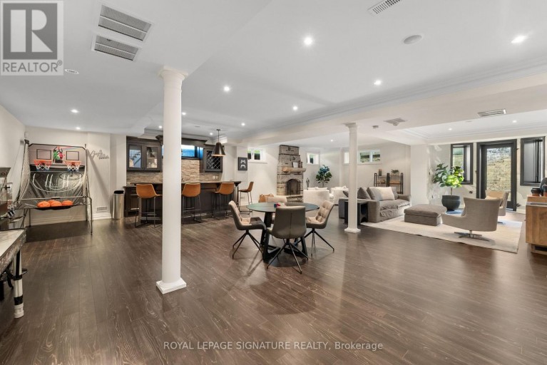 2 SPIREA COURT, Markham (Bayview Glen), Ontario, L3T2W1