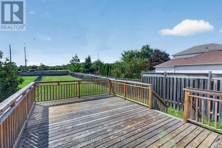 656 CLANCY CRESCENT, Peterborough (Otonabee Ward 1), Ontario, K9K2S3