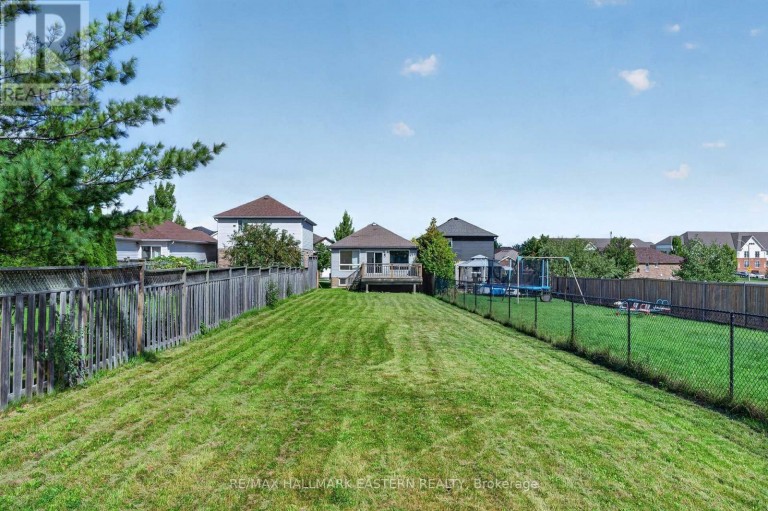 656 CLANCY CRESCENT, Peterborough (Otonabee Ward 1), Ontario, K9K2S3