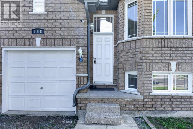 656 CLANCY CRESCENT, Peterborough (Otonabee Ward 1), Ontario, K9K2S3