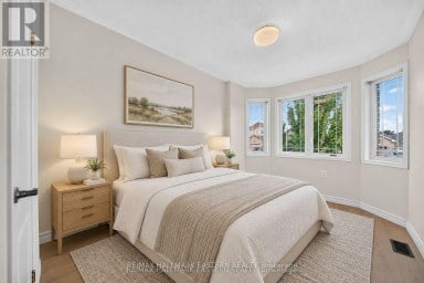 656 CLANCY CRESCENT Peterborough (Otonabee Ward 1) Ontario photo 4
