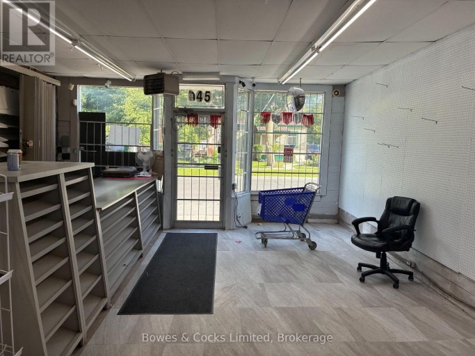 634 CHAMBERLAIN STREET, Peterborough (Otonabee Ward 1), Ontario, K9J4M1
