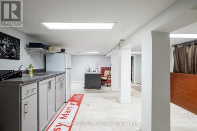 634 CHAMBERLAIN STREET Peterborough (Otonabee Ward 1) Ontario photo 9