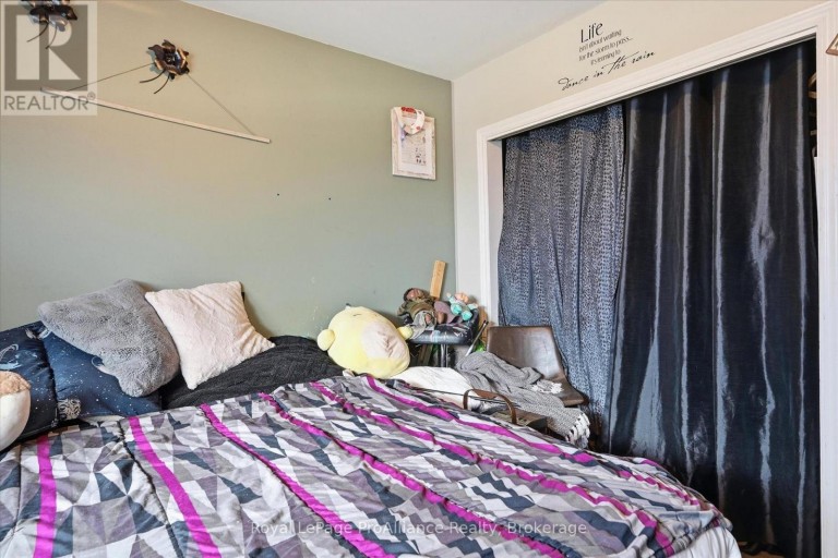 854 BARNARDO AVENUE, Peterborough (Northcrest Ward 5), Ontario, K9H5V9