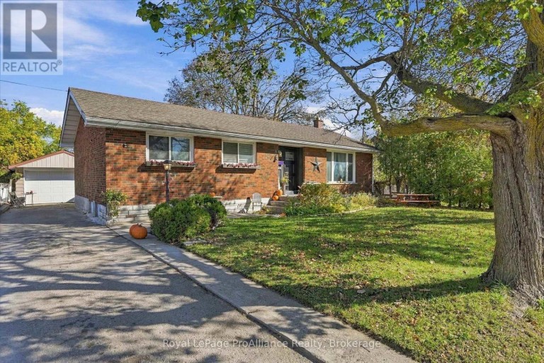 854 BARNARDO AVENUE, Peterborough (Northcrest Ward 5), Ontario, K9H5V9