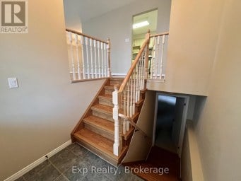 27 LORAINE AVENUE Quinte West (Trenton Ward) Ontario photo 3