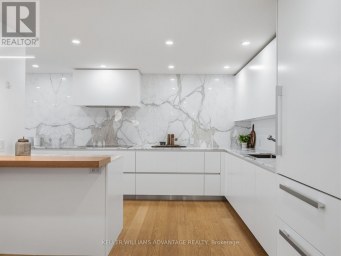 1002 - 1166 BAY STREET Toronto (Bay Street Corridor) Ontario photo 5