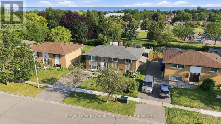 317 DWIGHT AVENUE, Oshawa (Lakeview), Ontario, L1J1K8