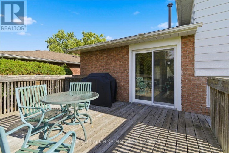 724 CLIFTON DRIVE, Oshawa (Centennial), Ontario, L1G2Z1