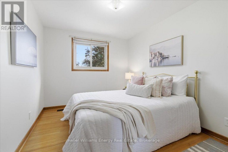 724 CLIFTON DRIVE, Oshawa (Centennial), Ontario, L1G2Z1