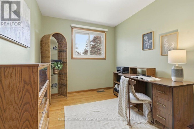 724 CLIFTON DRIVE, Oshawa (Centennial), Ontario, L1G2Z1