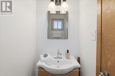 724 CLIFTON DRIVE Oshawa (Centennial) Ontario photo 8
