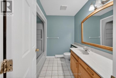 658 RIDGE ROAD Prince Edward County (Hallowell Ward) Ontario photo 31