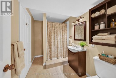 658 RIDGE ROAD Prince Edward County (Hallowell Ward) Ontario photo 41