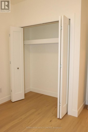 4 - 247 PACIFIC AVENUE, Toronto (High Park North), Ontario, M6P2P7