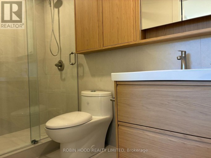 4 - 247 PACIFIC AVENUE, Toronto (High Park North), Ontario, M6P2P7