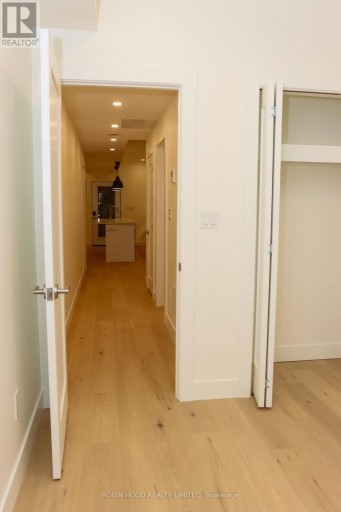 4 - 247 PACIFIC AVENUE, Toronto (High Park North), Ontario, M6P2P7