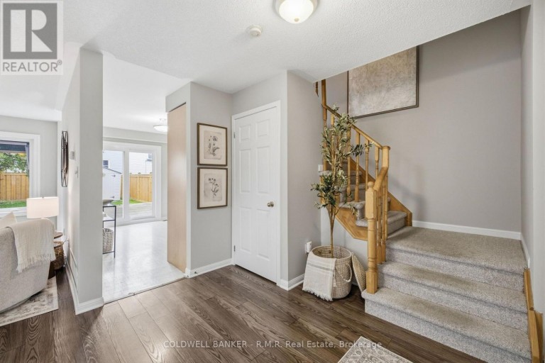 102 BOSWELL DRIVE, Clarington (Bowmanville), Ontario, L1C5C3