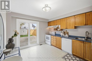 102 BOSWELL DRIVE Clarington (Bowmanville) Ontario photo 19