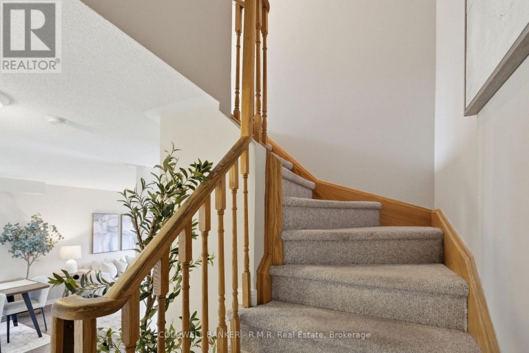 102 BOSWELL DRIVE, Clarington (Bowmanville), Ontario, L1C5C3