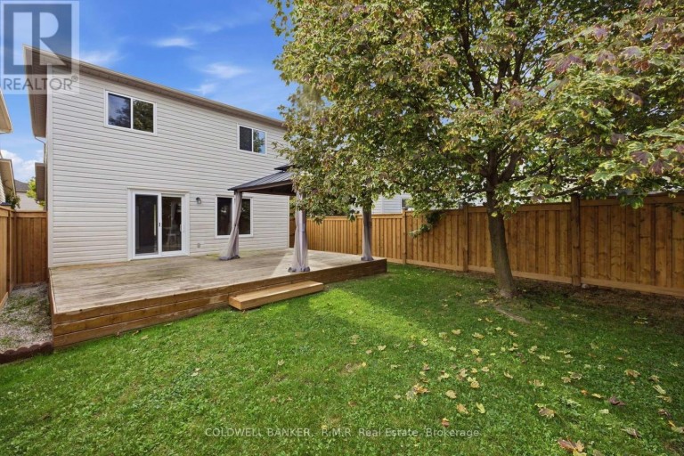 102 BOSWELL DRIVE, Clarington (Bowmanville), Ontario, L1C5C3