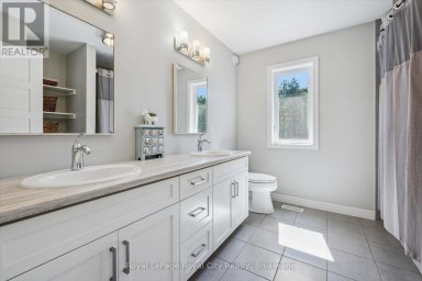 133 COOKS MILL ROAD Puslinch Ontario photo 19