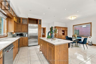 2480 MISSISSAUGA ROAD Mississauga (Sheridan) Ontario photo 17