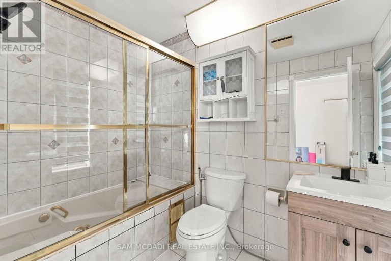 2480 MISSISSAUGA ROAD, Mississauga (Sheridan), Ontario, L5H2L5