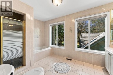 2480 MISSISSAUGA ROAD Mississauga (Sheridan) Ontario photo 32