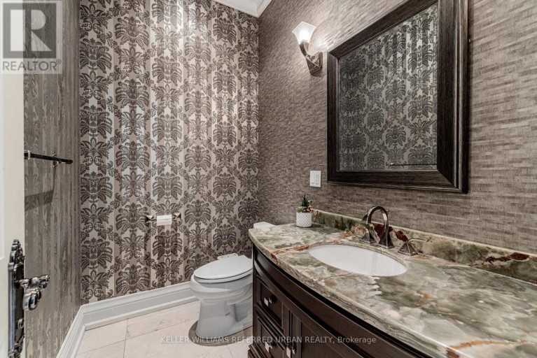 60 HAWKSBURY DRIVE, Toronto (Bayview Village), Ontario, M2K1M5