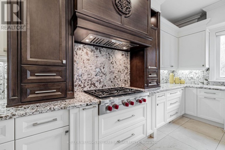 60 HAWKSBURY DRIVE, Toronto (Bayview Village), Ontario, M2K1M5
