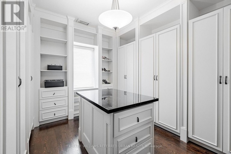 60 HAWKSBURY DRIVE, Toronto (Bayview Village), Ontario, M2K1M5