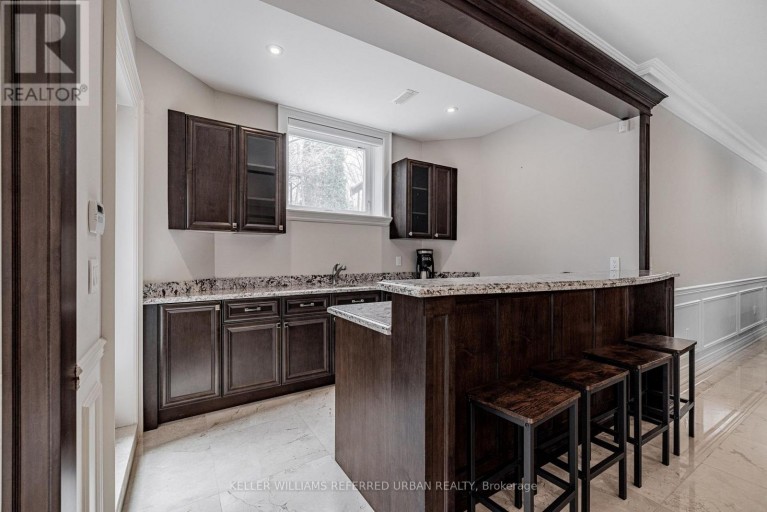 60 HAWKSBURY DRIVE, Toronto (Bayview Village), Ontario, M2K1M5