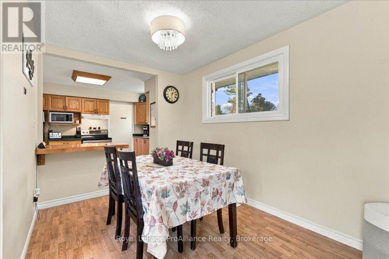 25 ASHLEY STREET, Belleville (Thurlow Ward), Ontario, K0K2B0