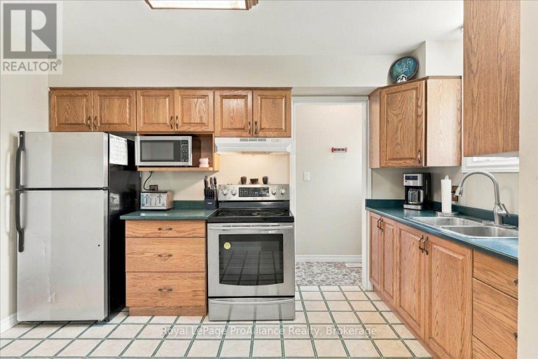 25 ASHLEY STREET, Belleville (Thurlow Ward), Ontario, K0K2B0