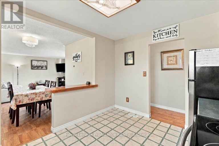 25 ASHLEY STREET, Belleville (Thurlow Ward), Ontario, K0K2B0