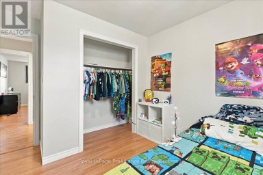 25 ASHLEY STREET Belleville (Thurlow Ward) Ontario photo 19