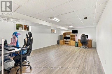 25 ASHLEY STREET Belleville (Thurlow Ward) Ontario photo 24