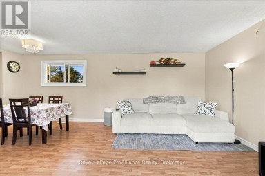 25 ASHLEY STREET Belleville (Thurlow Ward) Ontario photo 7