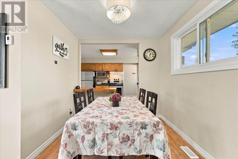25 ASHLEY STREET, Belleville (Thurlow Ward), Ontario, K0K2B0