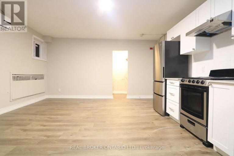 903-909 MAIN STREET E, Hamilton (Stipley), Ontario, L8M1M6