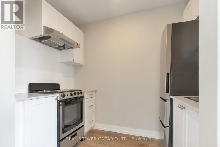 903-909 MAIN STREET E, Hamilton (Stipley), Ontario, L8M1M6