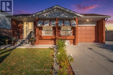 14 TINTON CRESCENT Toronto (West Humber-Clairville) Ontario photo 1