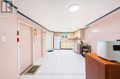 14 TINTON CRESCENT Toronto (West Humber-Clairville) Ontario photo 32